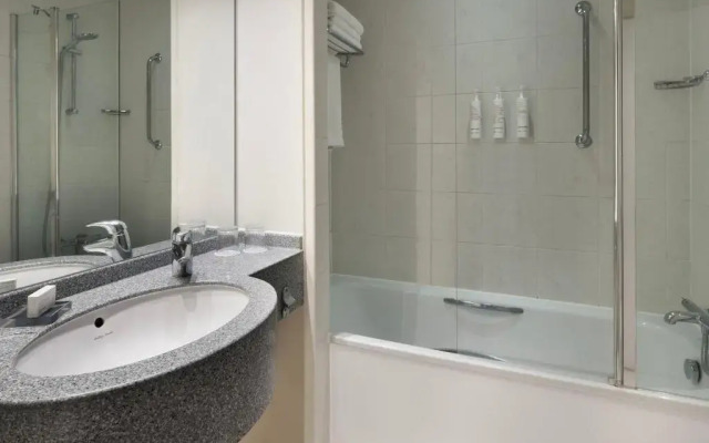 Delta Hotels by Marriott Waltham Abbey