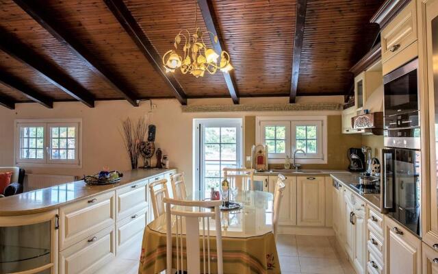 Liberis Luxury Loft Suite
