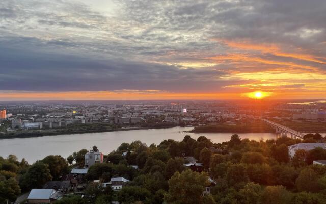 Еллоупин Апартаментс