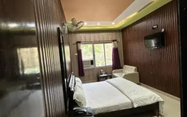 Hotel Maya Shayam