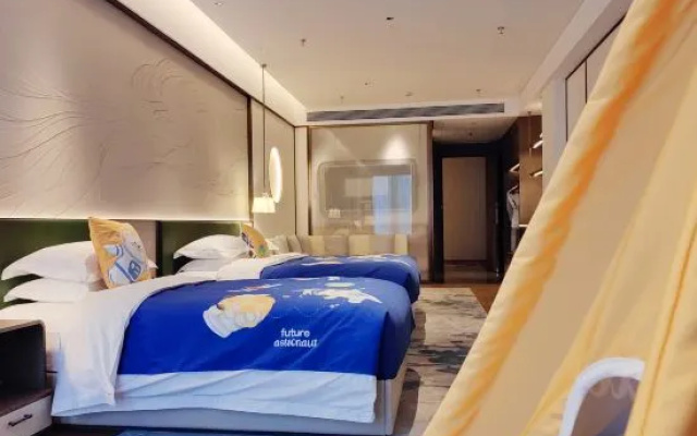 Maison New Century Hotel Huhehaotedong  Railway Station – Guest Rooms – Hohhot