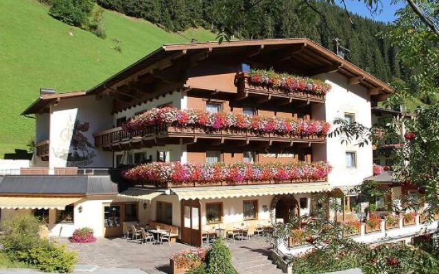 Hotel Pension Sonnleiten