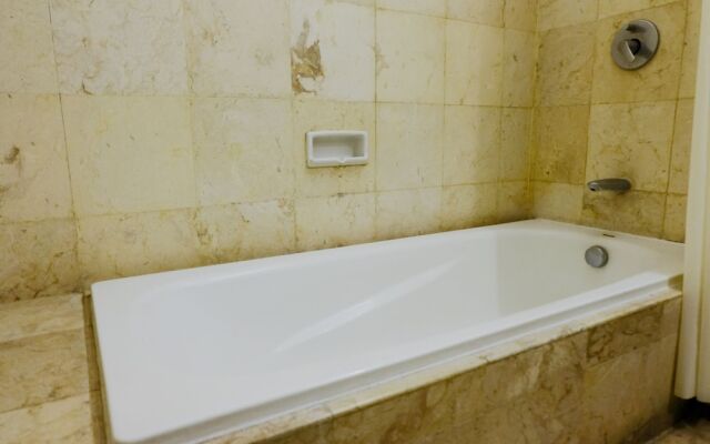 Homey 2Br At Braga City Walk Apartment