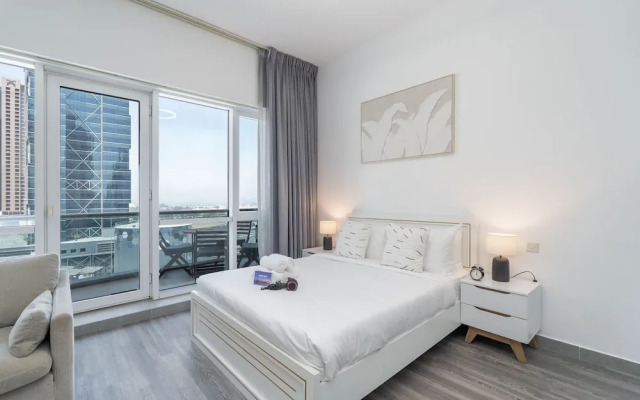 Stylish Studio Apartment in Tecom s Prime Location