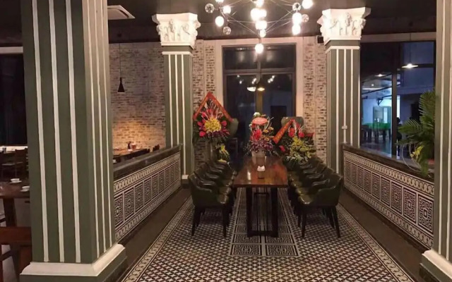Hoa Lu Hotel