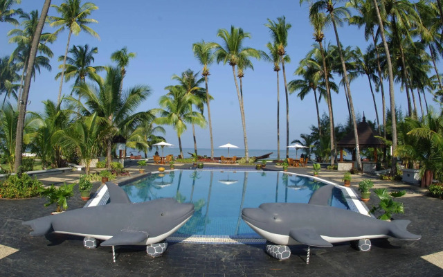 Amazing Chaung Tha Resort