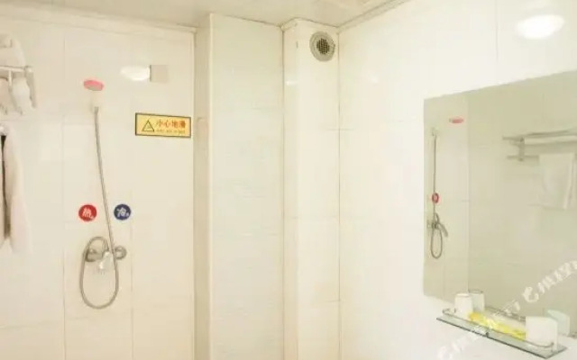 Kelinning Hotel Qingdao Hainandao Road