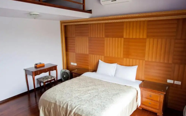Aurora B&B