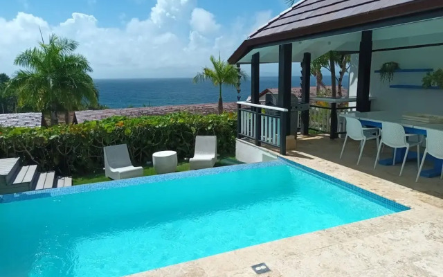 Magnificent Villa With Ocean View in Puerto Bahia