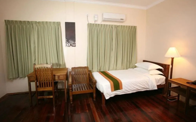 Hotel June Business Bed Breakfast