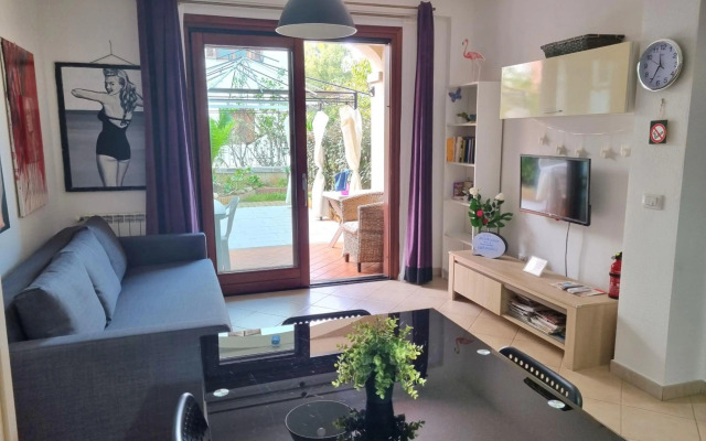 ValeValeHome - fully equipped kitchen, reserved parking, big garden