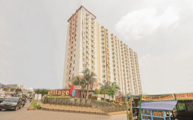 OYO 744 Cibubur Village Apartment