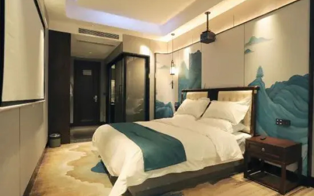Fangcheng ZhongruiZhixuan Hotel