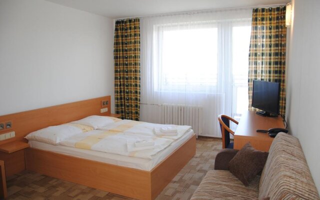 Hotel Slezan