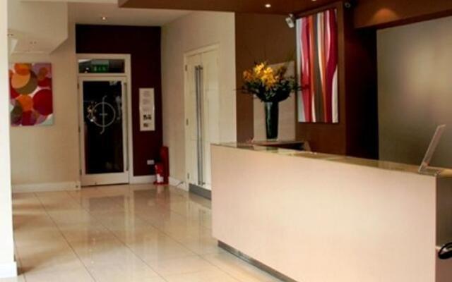 Raglan Hotel