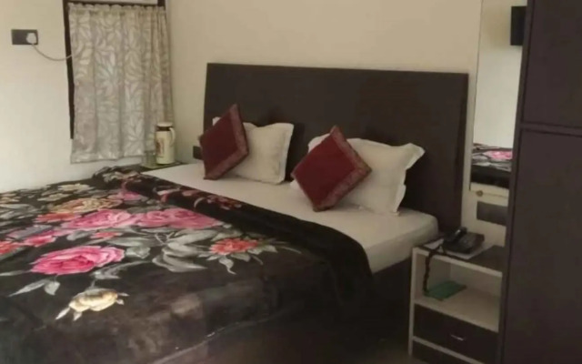 OYO Flagship 117 Hotel Prakash Palace