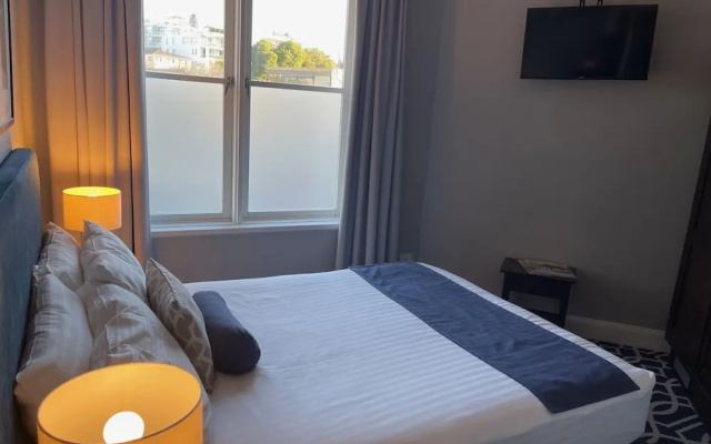 Seabreeze Hotel – Guest Rooms – Nelson Bay