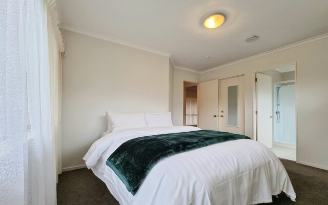 Beautiful 3BR House - WiFi - Car park