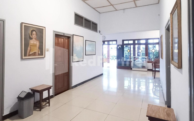 OYO 1036 Hotel Palem 1