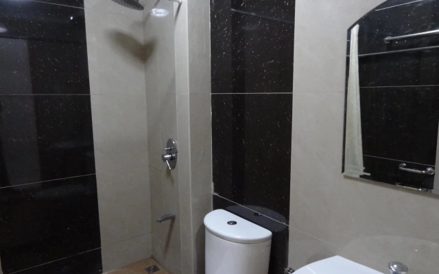 The Executive Villa Inn & Suites