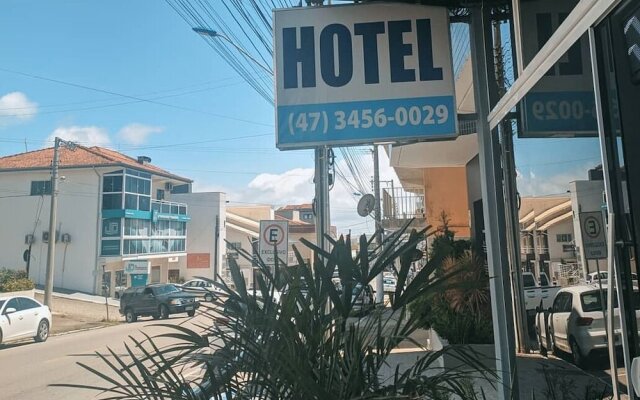 Vila Alaide Praia Hotel