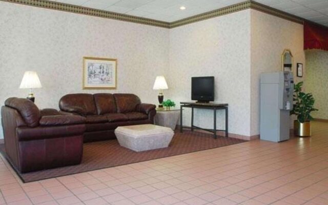 Rodeway Inn Conference Center