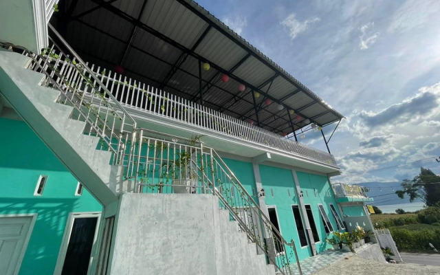Antony Homestay near Pantai Pasir Putih Parbaba RedPartner