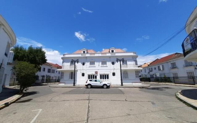 Residencial Metro Republica Santiago