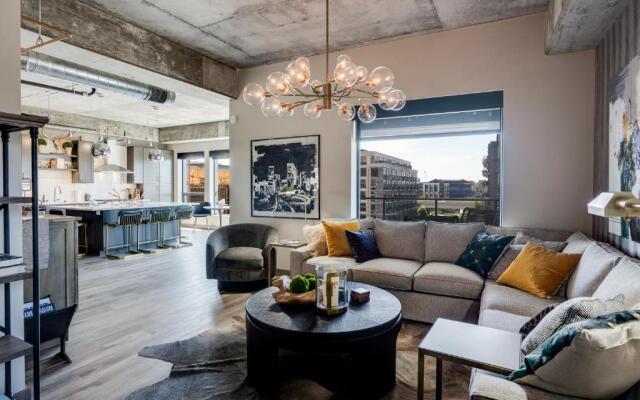 Sable 501 - Luxury Two Story Loft