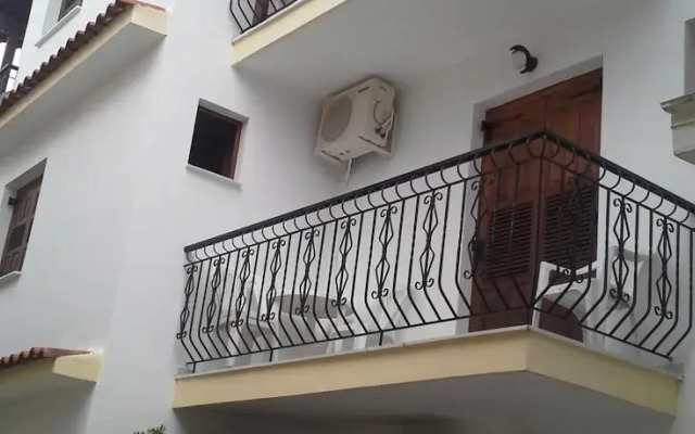 Lena's Guest House