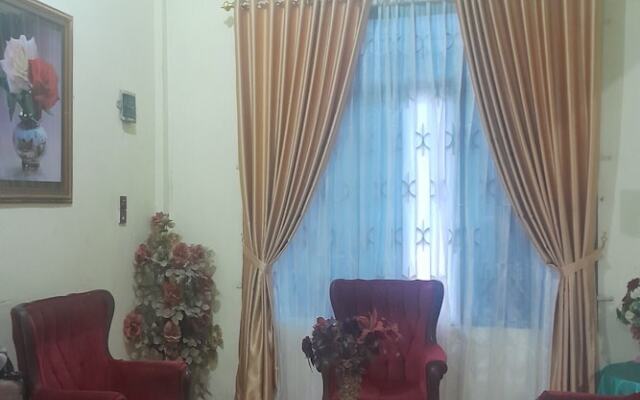 OYO 931012 Tamara Homestay SyariahNearMasjid Raya Medan
