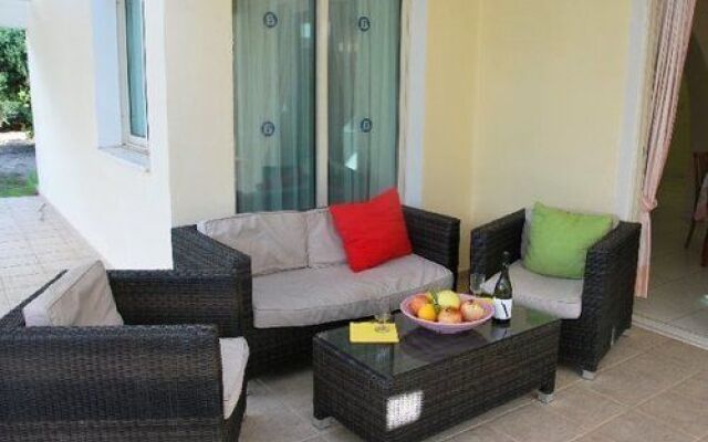 Amalthia Villas