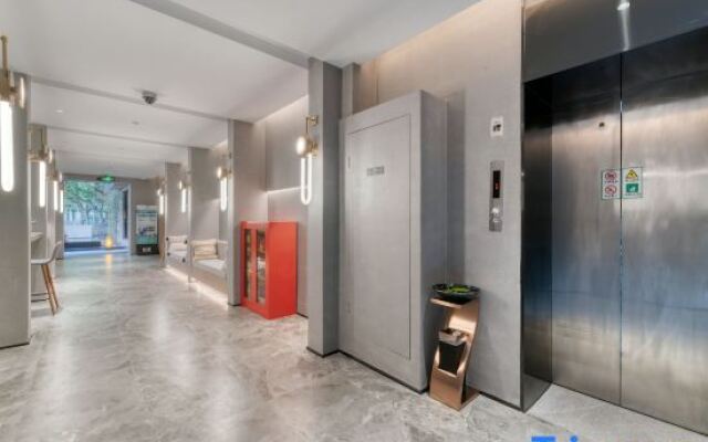 TRUE GO Hotel (Shanghai Xujiahui Jiaotong University Subway Station)