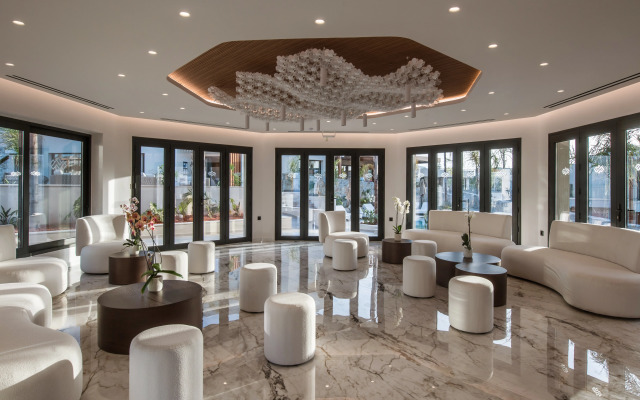 Noble Hotel Suites - Adults Only