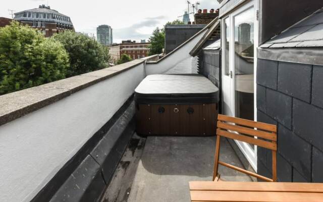 Stylish 3 Bedroom Apartment In Pimlico