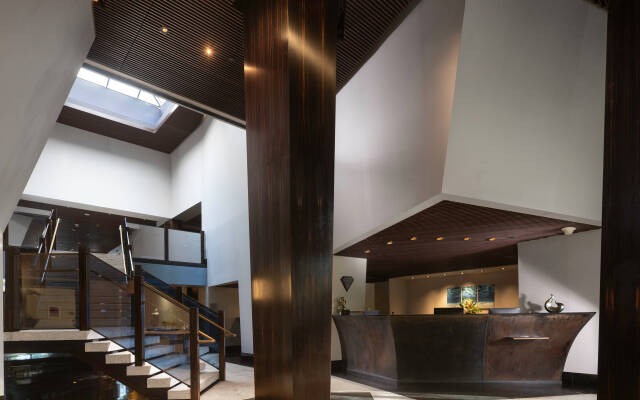 Tideline Palm Beach Ocean Resort and Spa