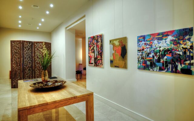 LVZZ Hotel - Boutique Class