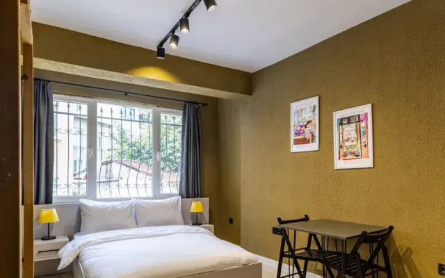 K-K Suites & Apartments