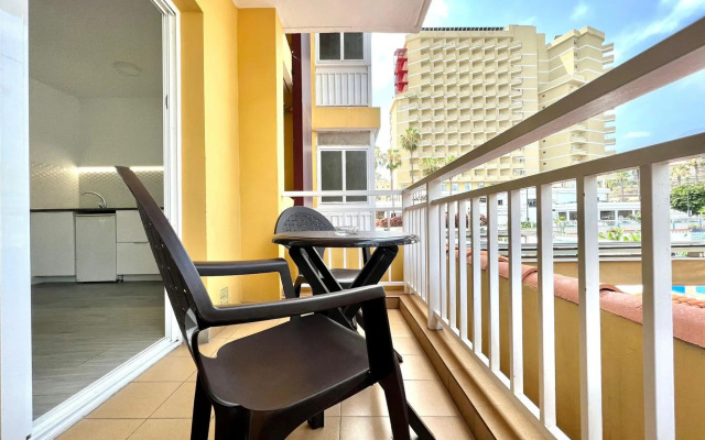 Reformed studio,Wifi,pool, at 250 m from beach