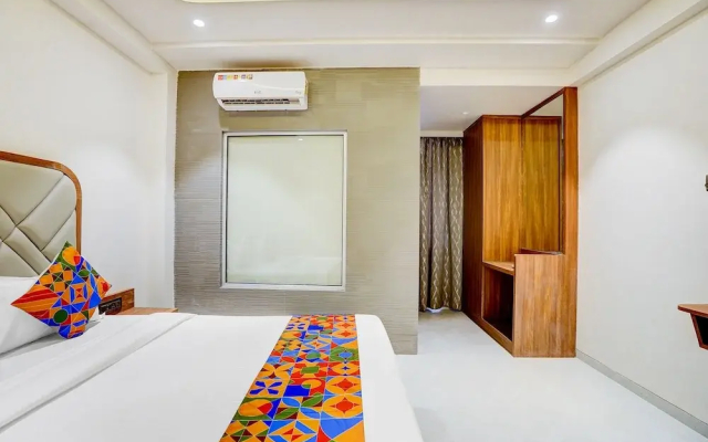 Fabhotel Mood Inn