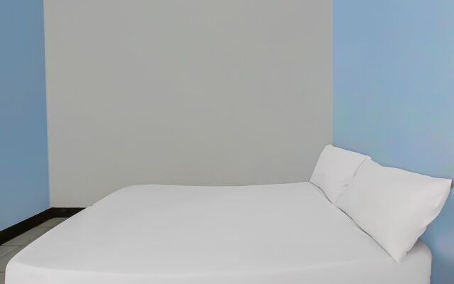 Hotel O Sukandi Homestay Near The Semeton Homestay