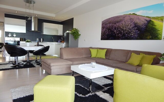Lavander Apartments
