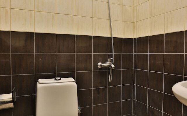 OYO 230 Al Toot Palace Al Murabaa