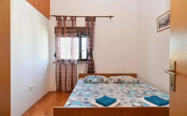Spacious Apartment in Peroj With Terrace