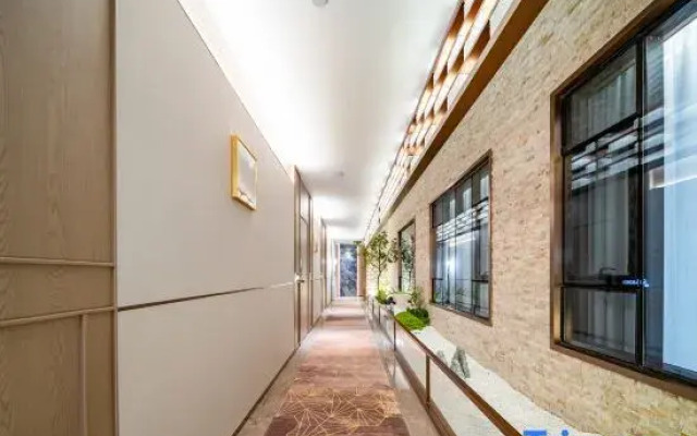 Zhirong Yixiang Hotel (Dongguan Dalang Store)