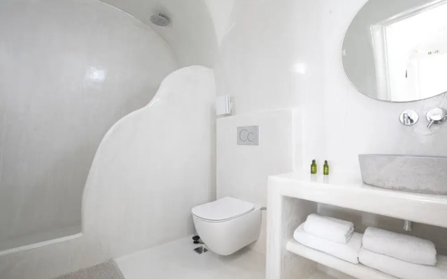 Santorini View Studios-Adults Only