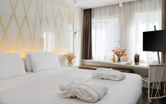 Tilia Hotel