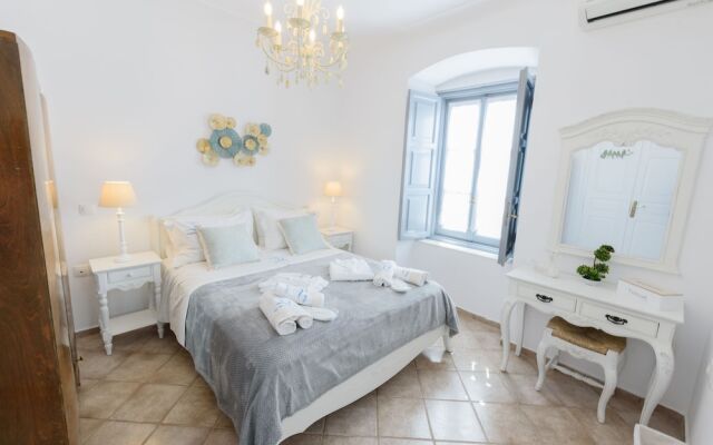 Hydra's Pearl - Blue Pearl