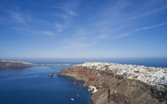 Mr and Mrs White Oia – Santorini