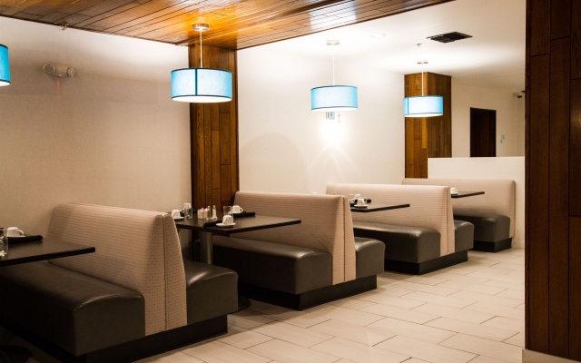 Holiday Inn Victorville by IHG